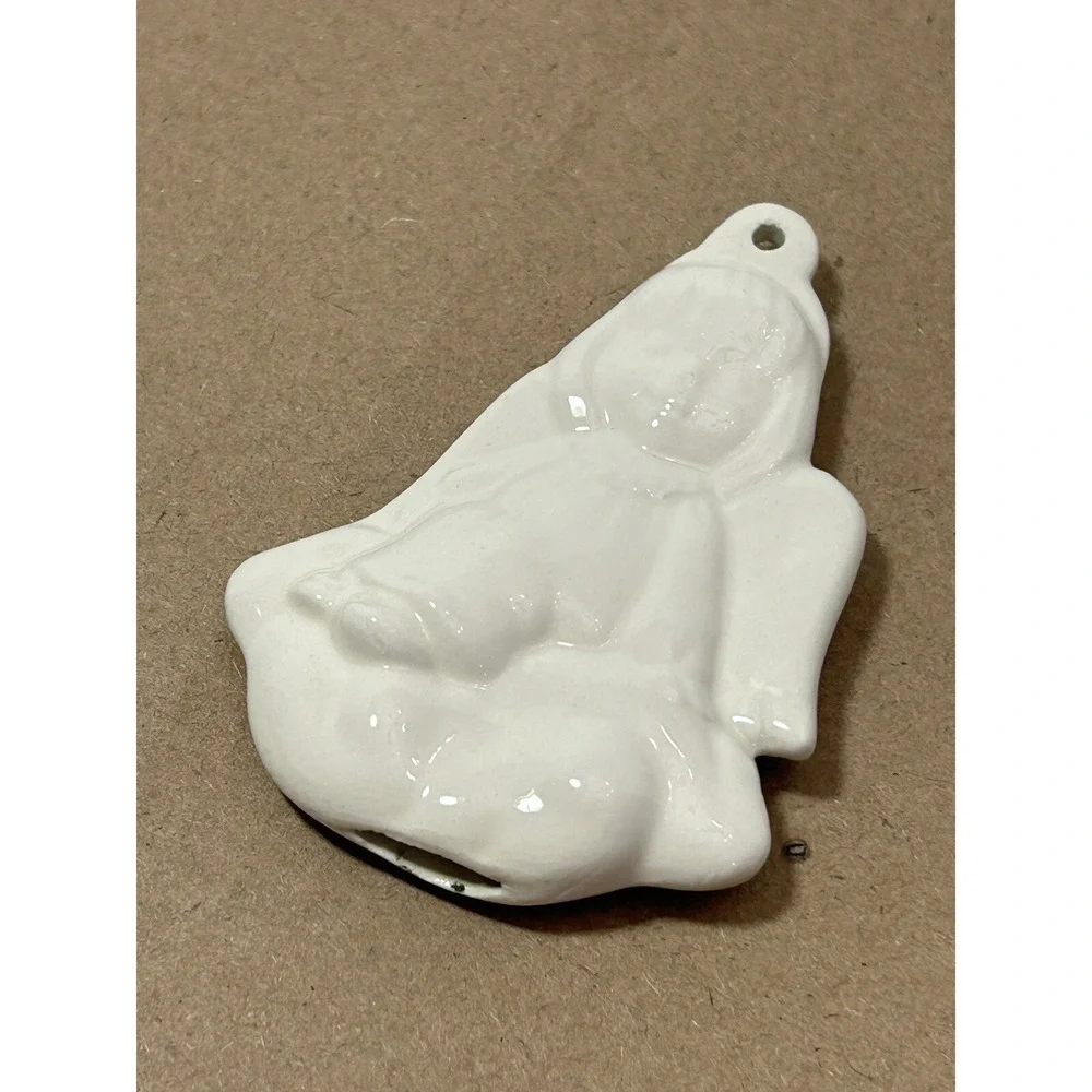 Vintage‎ angel sitting on cloud Christmas tree holiday ceramic 3